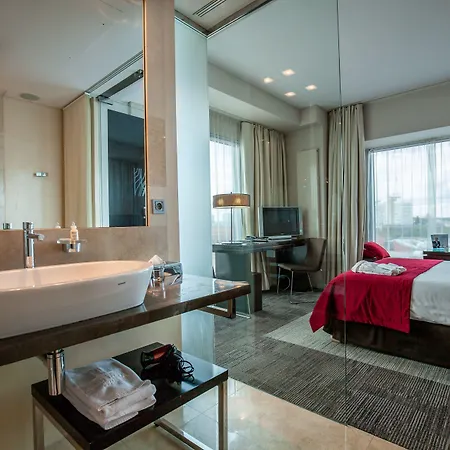 ホテル Andersia & Poznan, A Member Of Radisson Individuals ポズナン